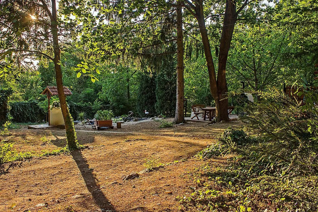 Cityside Cottage Erlau