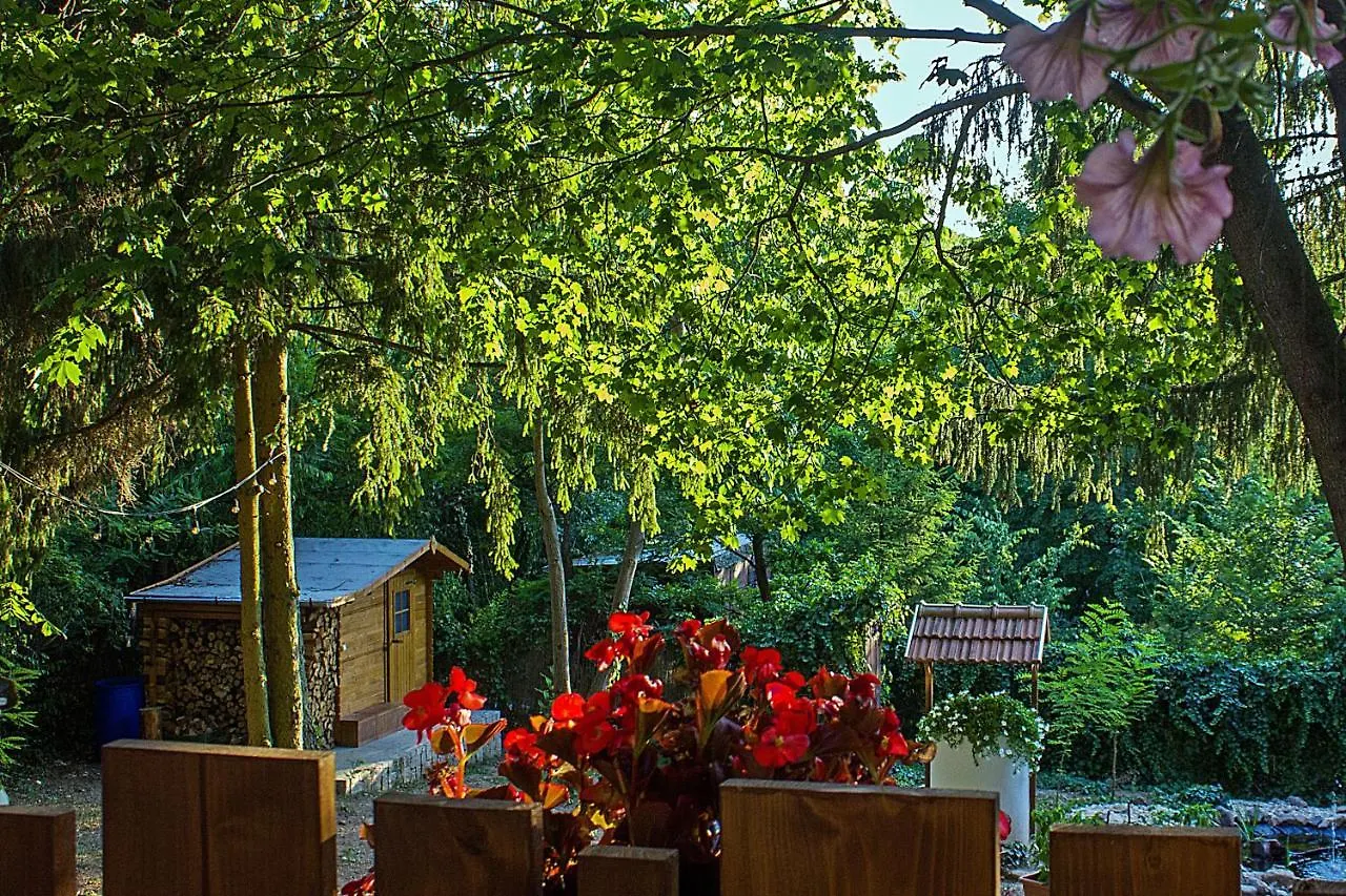 Chalet Cityside Cottage Erlau